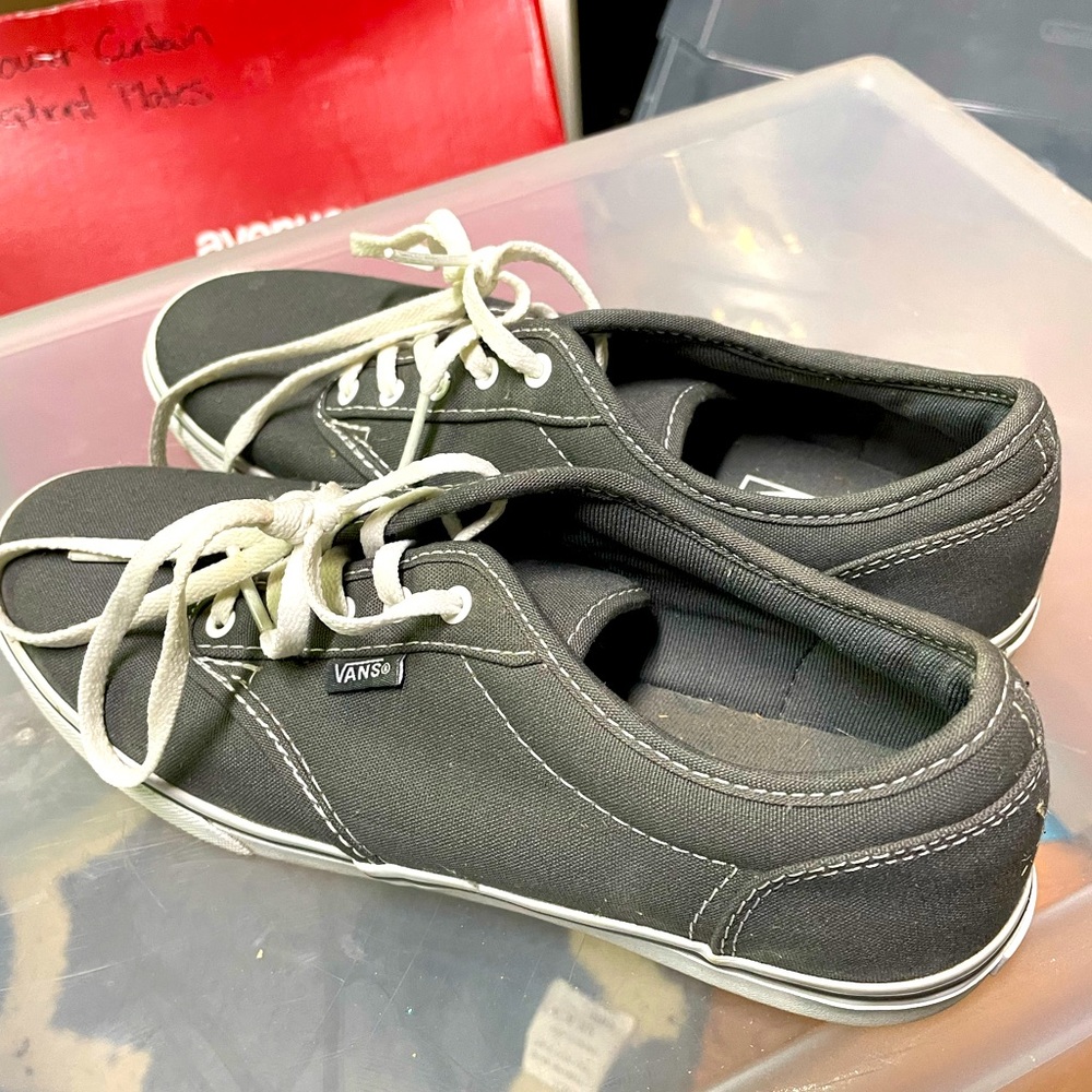 Vans Size 8 New Never Worn